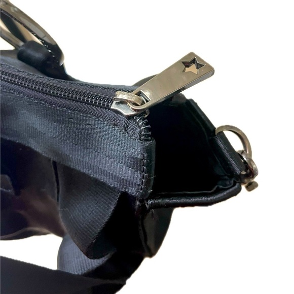 Harveys Seatbelt Bag Women's Lola Satchel Salvage, Black Satchel - Picture 9 of 16